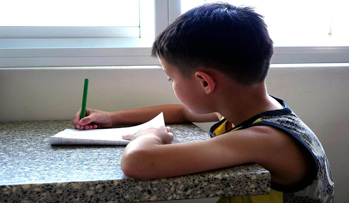 Kid Writing Bigganbaksho